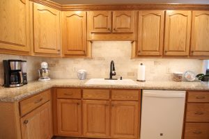 New kitchen countertops and backsplash