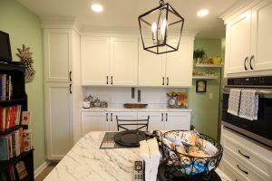 Modern white kitchen cabinets brighten up the room - Swainsboro, GA