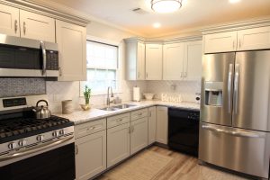 Bright and airy kitchen, Swainsboro, GA