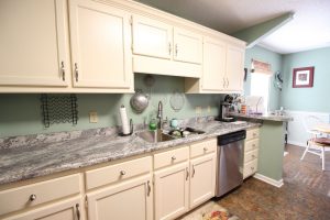 Traditional kitchen, Statesboro, GA