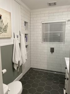 Farmhouse tiled shower