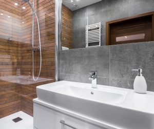 How to Achieve a Modern and Sleek Bathroom Design