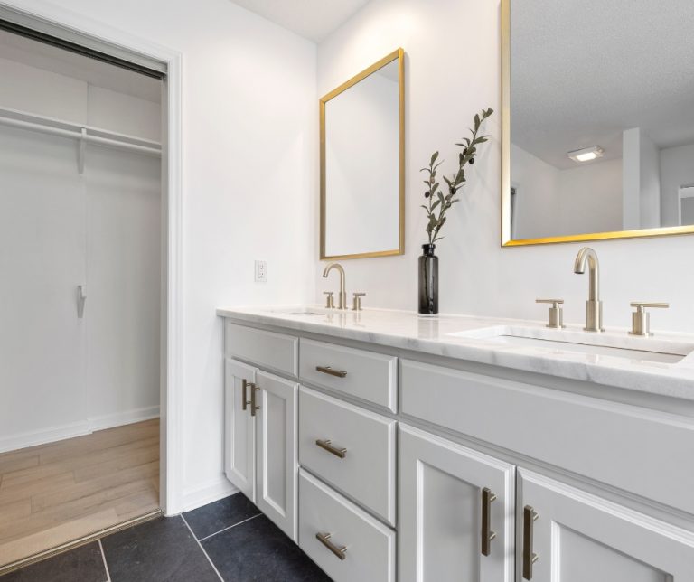 Master Baths Gallery DreamMaker Bath & Kitchen of Orland Park