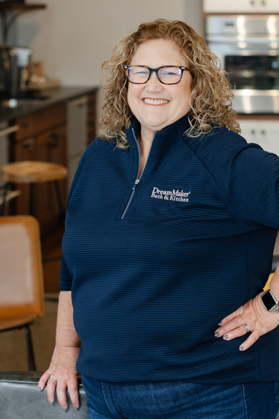 Robyn Stephens Office Manager DreamMaker Springfield